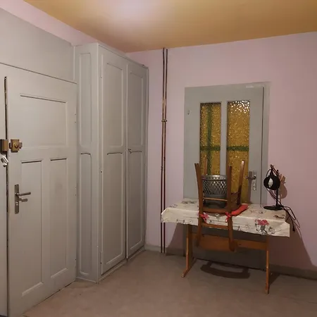 Belle Au Rez-de-chaussée Séjour à la campagne Bust