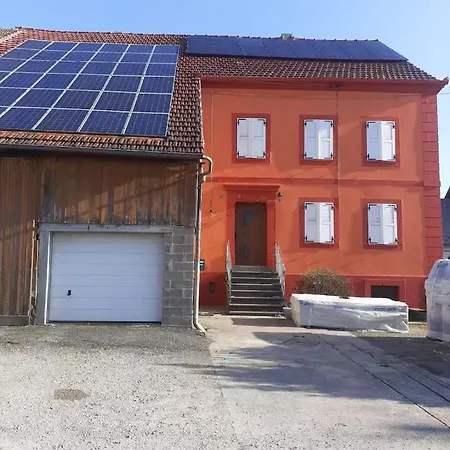 Belle Au Rez-de-chaussee Lantställe